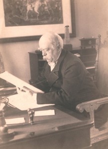 Bismarck_am_Schreibtisch2 II-4